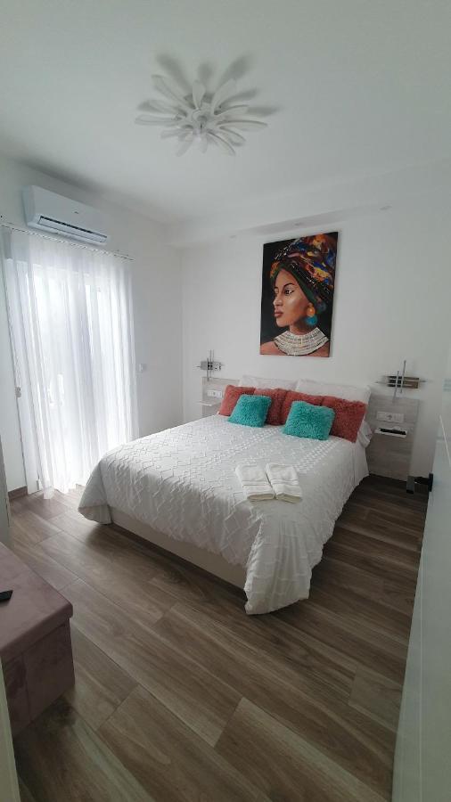 Almoharin Tres Torres Apartamento Turistico מראה חיצוני תמונה
