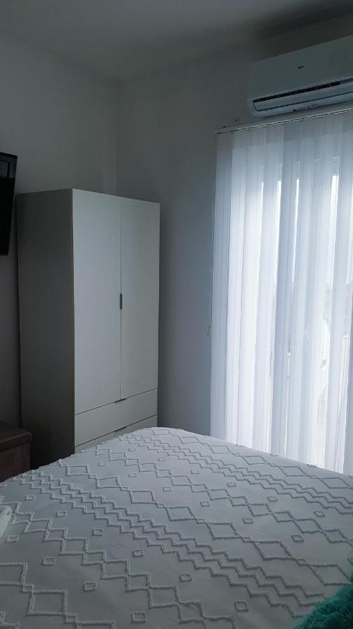 Almoharin Tres Torres Apartamento Turistico מראה חיצוני תמונה